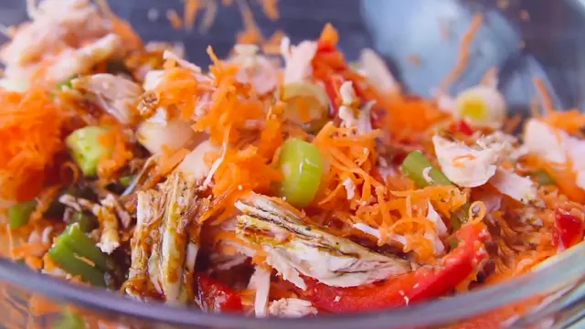 chicken carrot salad